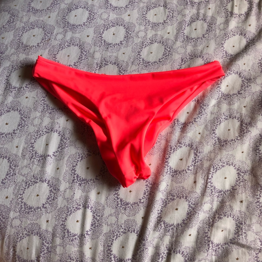 Neon bottoms
